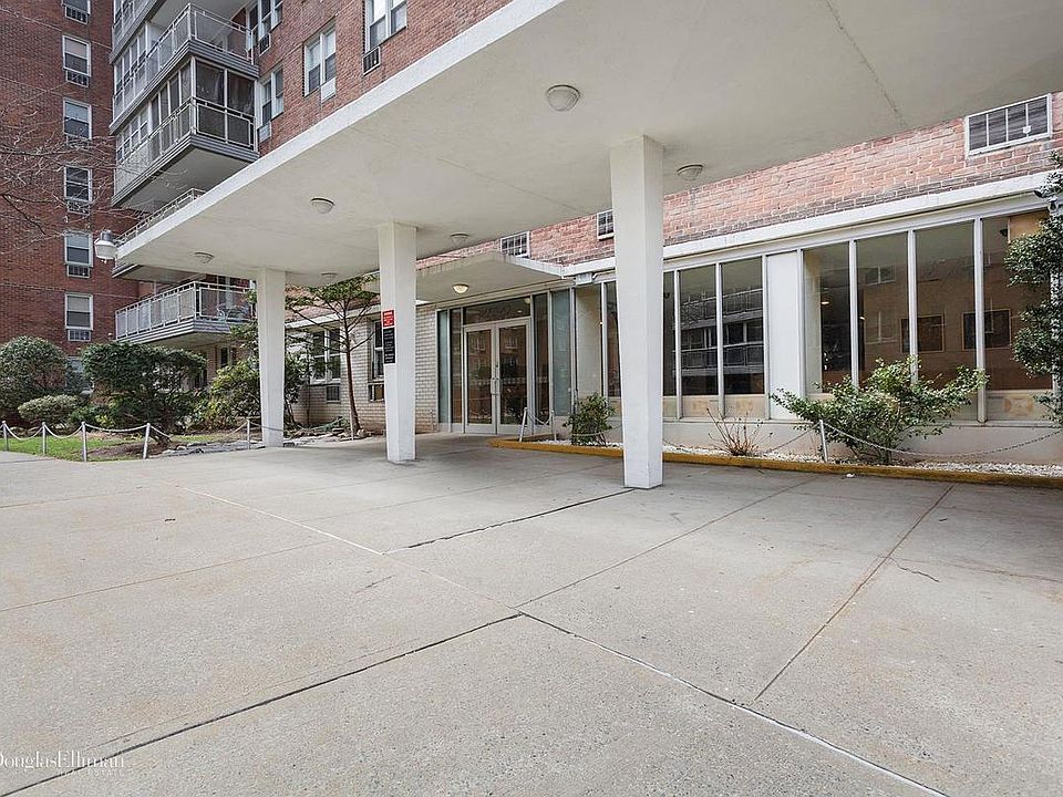 1st image of 13810 Franklin Ave APT 16F