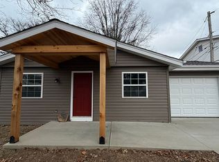 322 Short St, Red Bud, IL 62278