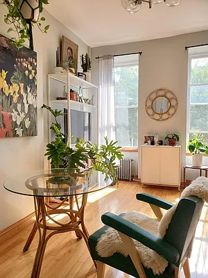 Rented by Weinstein Realty Group | media 3