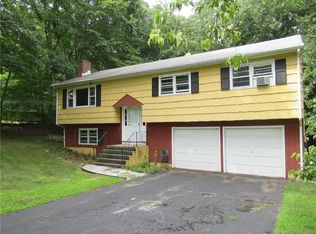 63 Stemway Rd, Trumbull, CT 06611