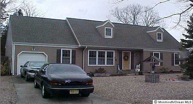 1st image of 205 Yvonne Dr