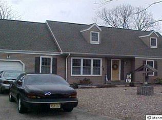 205 Yvonne Dr, Toms River, NJ 08753