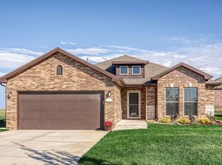 26548 W 84th Ter, Lenexa, KS 66227