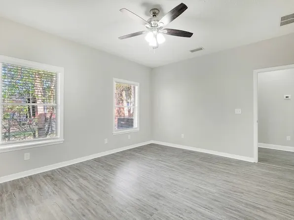 2309 Somerset Rd, Jacksonville, FL 32210