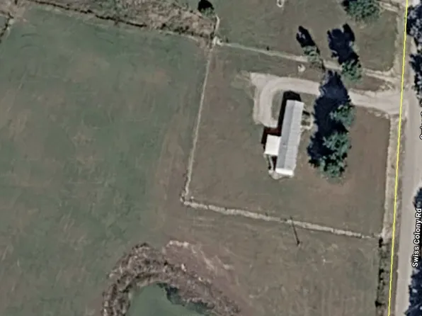 798 Swiss Colony Rd, Hohenwald, TN 38462