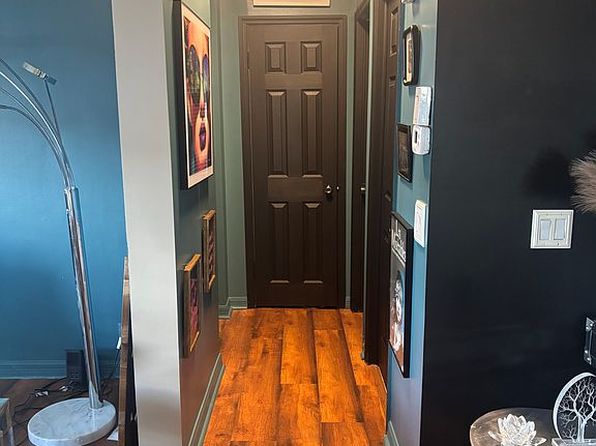 501 Honeysuckle Dr
