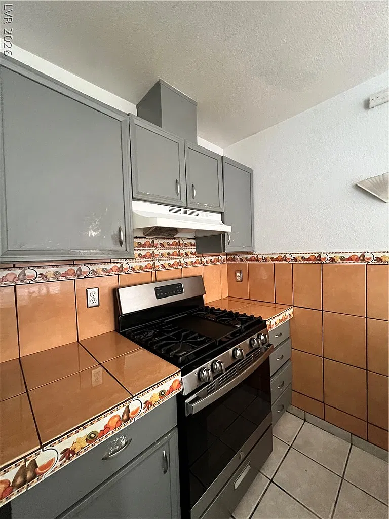 3 bed, 2.0 bath, 989 sqft, $1,500 — Photo 4