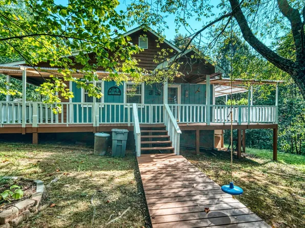 532 Bocon Ln, Hiawassee, GA 30546