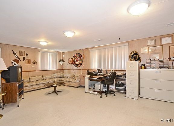 5th image of 9226 Kostner Ave