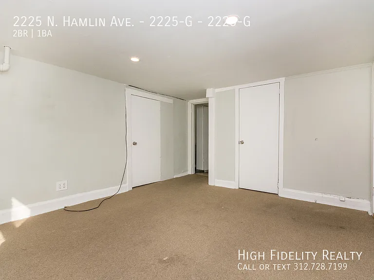 2225 N Hamlin Ave #G — Photo 8