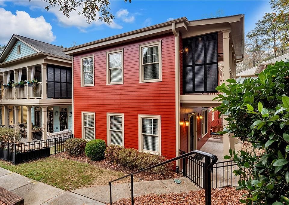 1st image of 695 Holcomb Bridge Rd