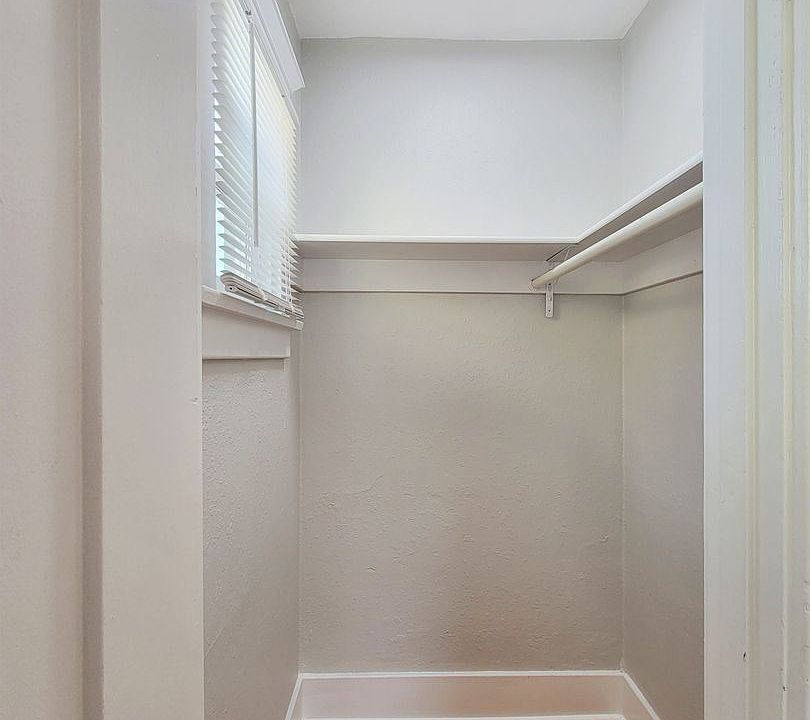 1st image of 1318 Saint Louis Ave #11676685