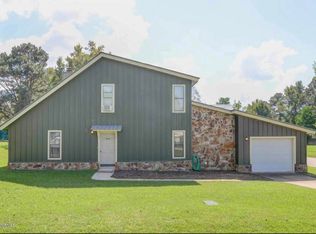 10179 Lynwood Dr, Meridian, MS 39307