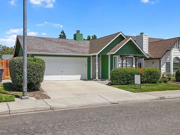 3rd image of 2690 Jeannie Ct