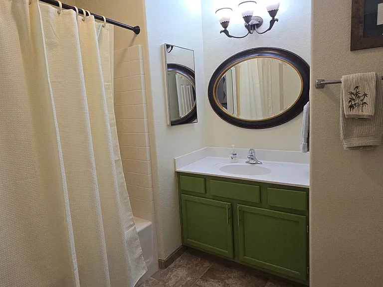 13850 N Hamilton Dr #B — Photo 15