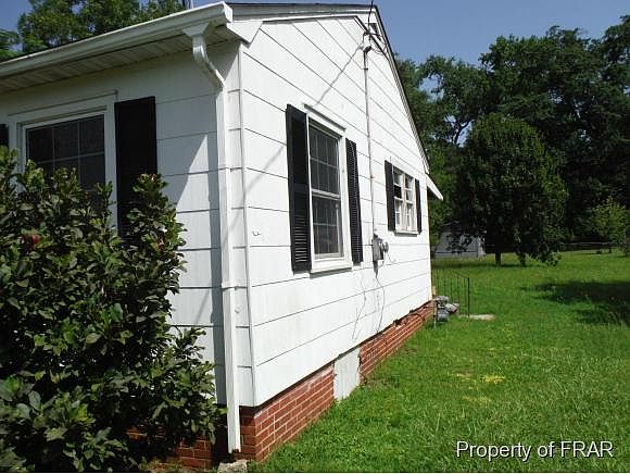2nd image of 5302 Spruce Dr