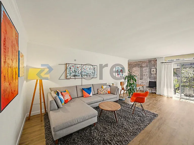 1200 N Flores St #208 — Photo 3