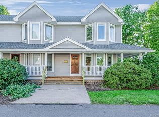 388 Hubbard St UNIT D1, Glastonbury, CT 06033