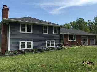 7445 Greenville Rd, Nokesville, VA 20181