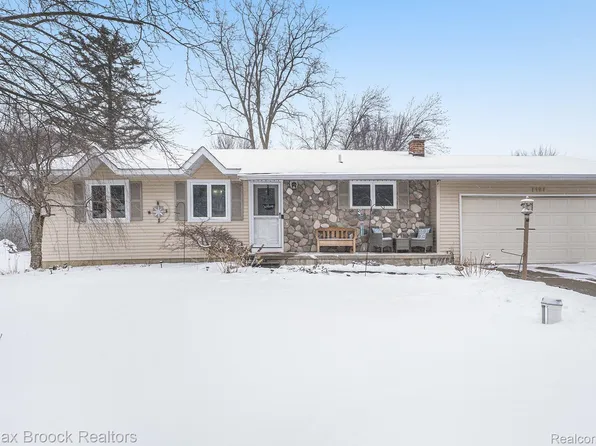 7127 Sherwood Ln, Davison, MI 48423