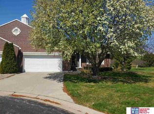 6320 S 35th Ct, Lincoln, NE 68516