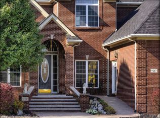 9247 Crockett Farm Rd, South Lyon, MI 48178