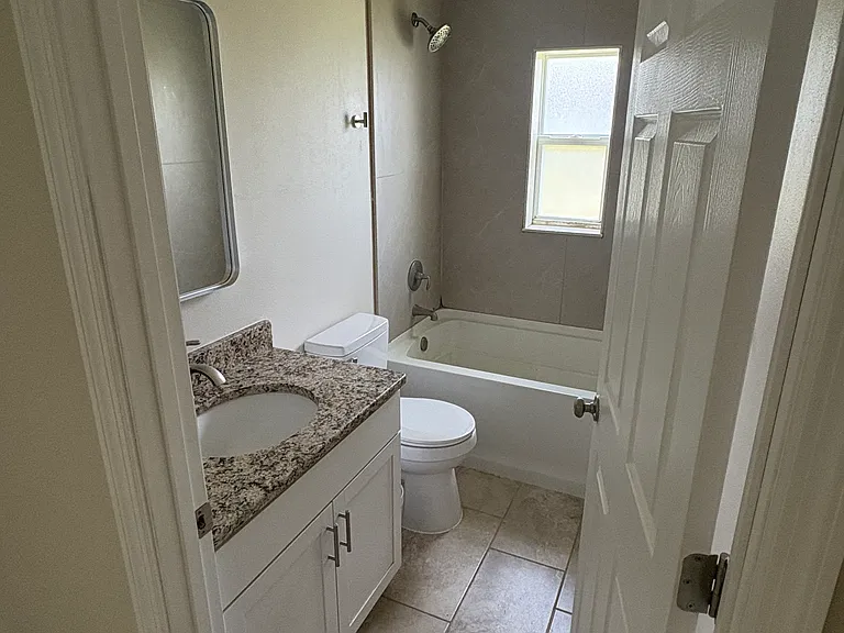 4505 E Walker St — Photo 12
