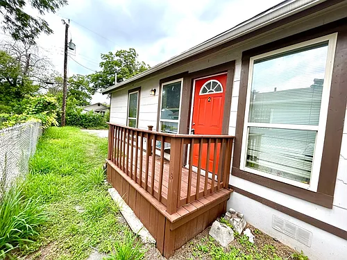 1222 Fenfield Ave #2 Photo 1