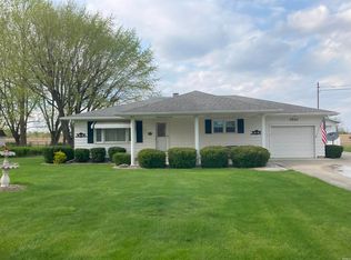 1520 E State St, Albany, IN 47320