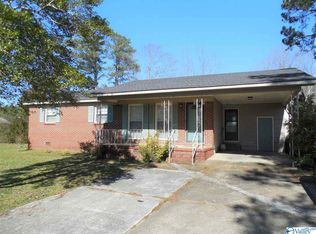 1319 Elizabeth Dr SW, Hartselle, AL 35640