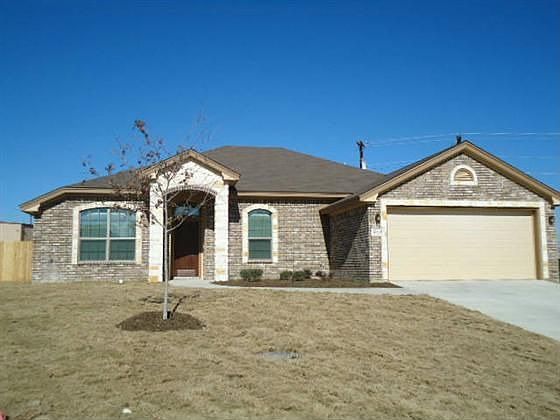1st image of 2501 Boxwood Dr