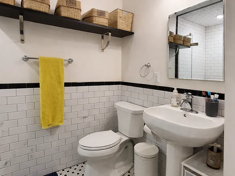 672 Saint Marks Ave #3R — Photo 6