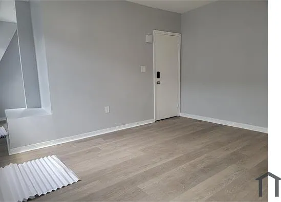 2 bed, 1100 sqft, $1,600 — Photo 4