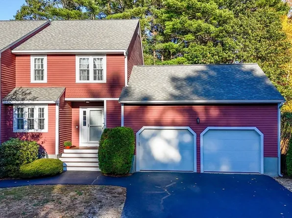 221 Laurelwood Dr #221, Hopedale, MA 01747