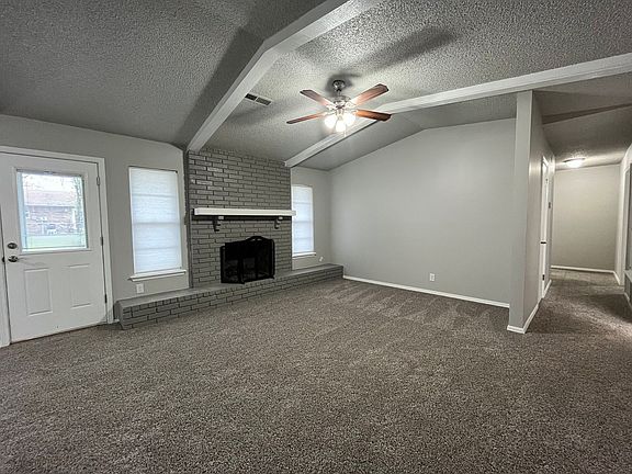 5th image of 1679 S Redbud Ave