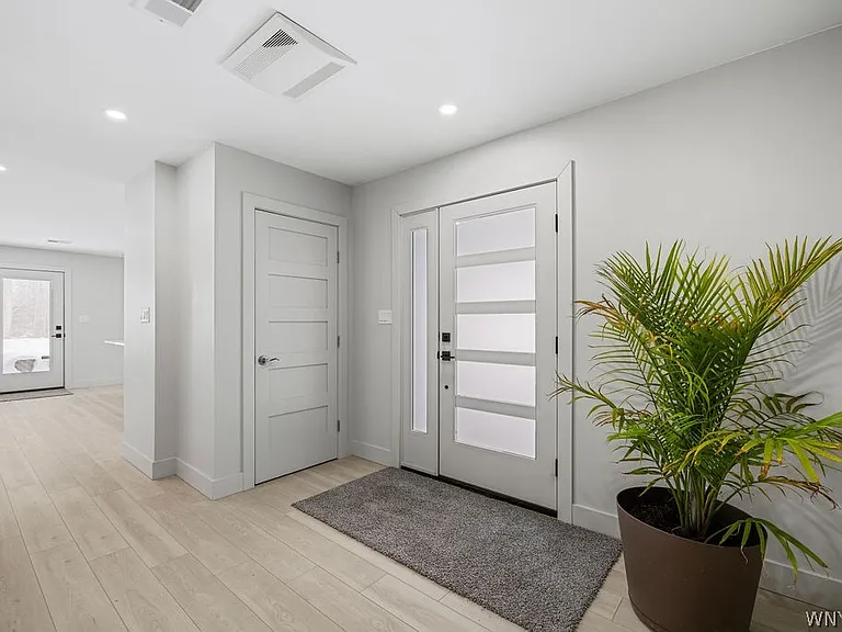 855 Madison Ave — Photo 3