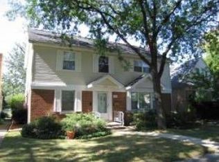 8050 Harding Ave, Skokie, IL 60076