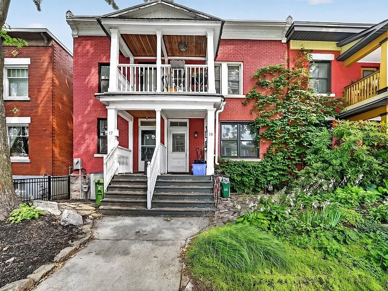 19 Desjardins Ave #1 — Photo 1