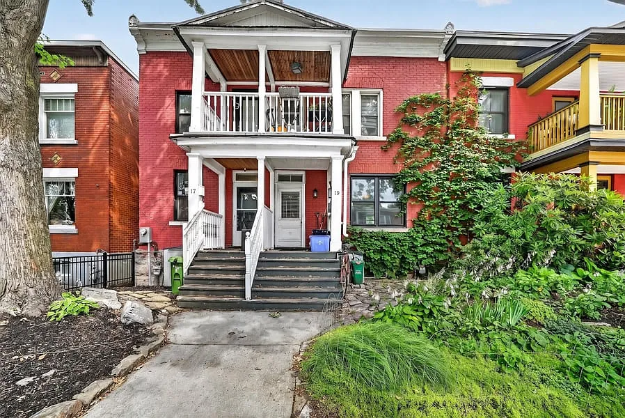 19 Desjardins Ave #1