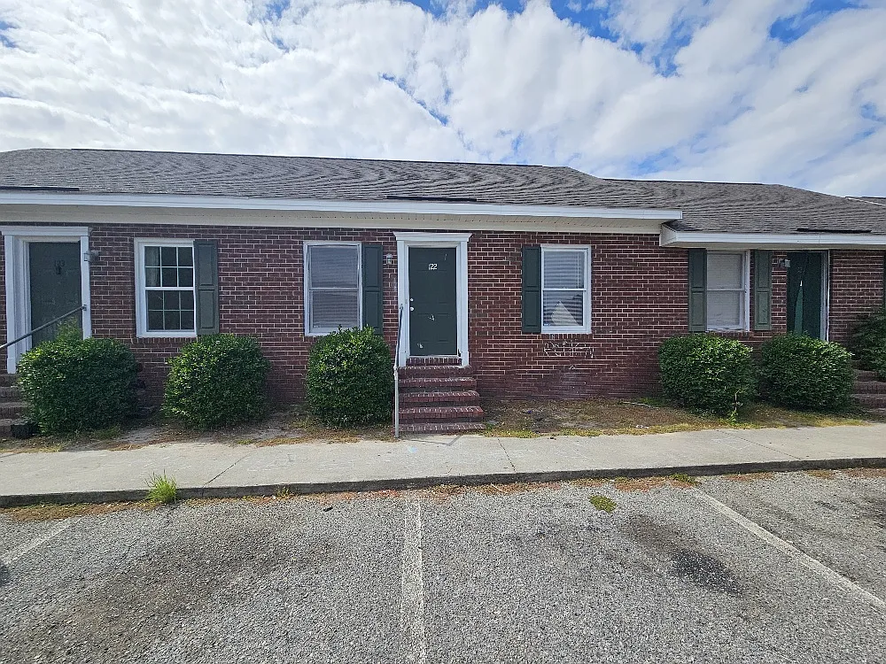 2 bed, 875 sqft, $1,000 — Photo 1