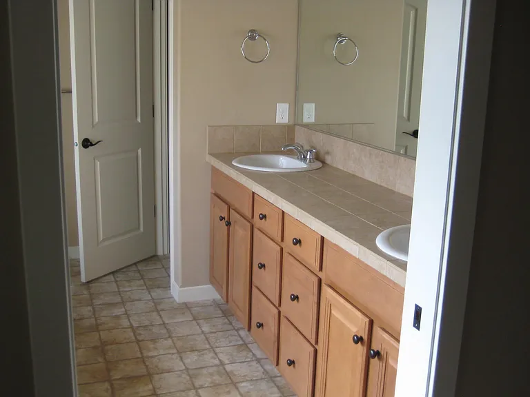 Master Bath with dual sinks