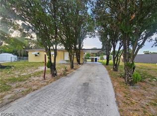 423 Morgan Cir S, Lehigh Acres, FL 33936