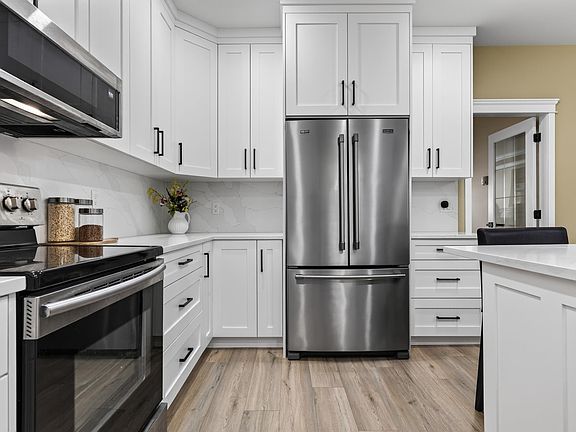 3rd image of 5108 Cecil Ridge Pl