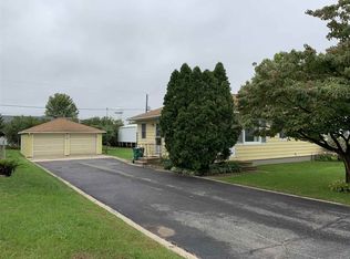 129 Elk Run St, Elk Run Heights, IA 50707