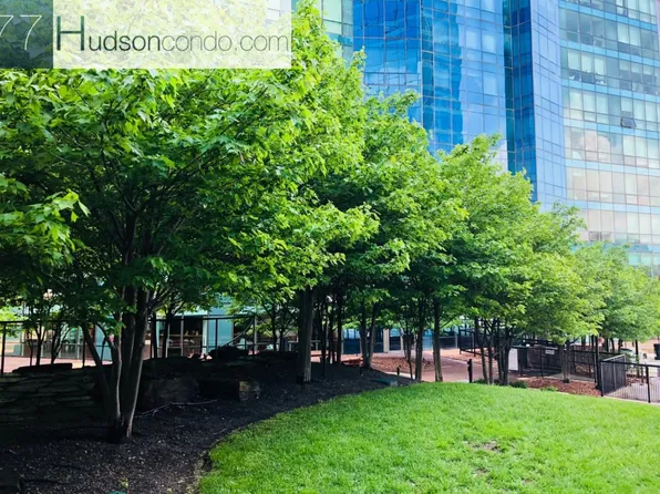 77 Hudson Street image 29 of 40