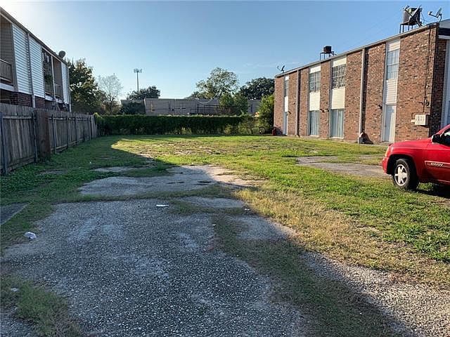 1st image of 216 Manson Ave