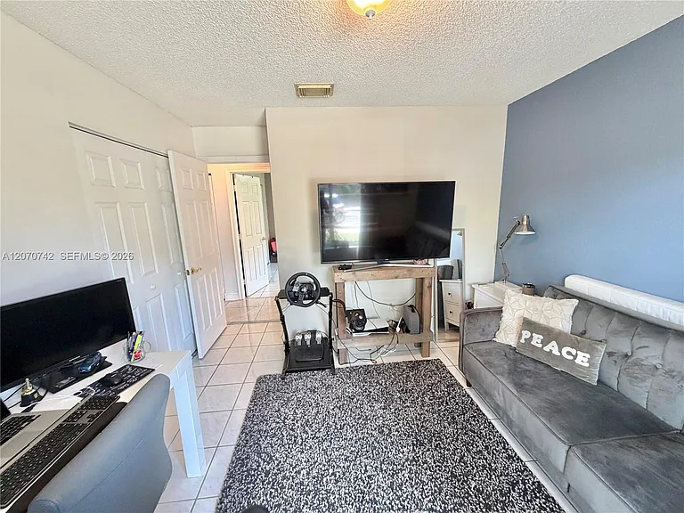 415 NW 165th Ave — Photo 39