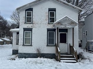 45 Seminary St, Auburn, NY 13021