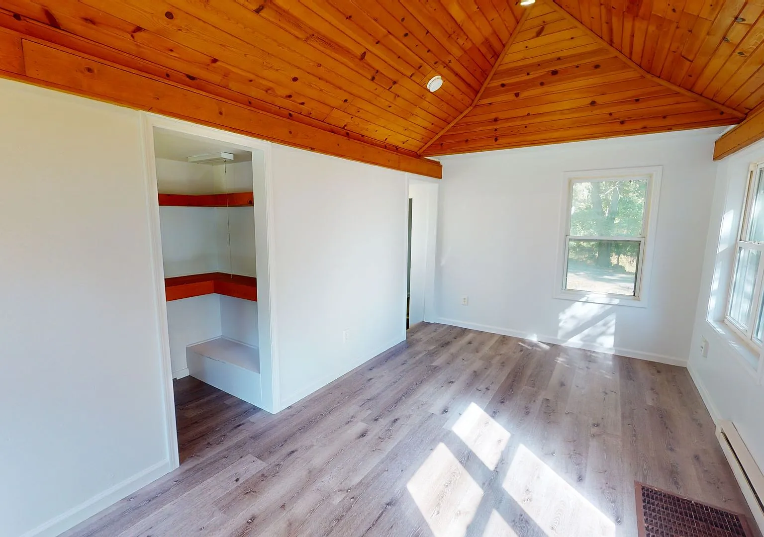 Welcome to 2812 Vermont St Lansing MI 48906!! — Photo 1