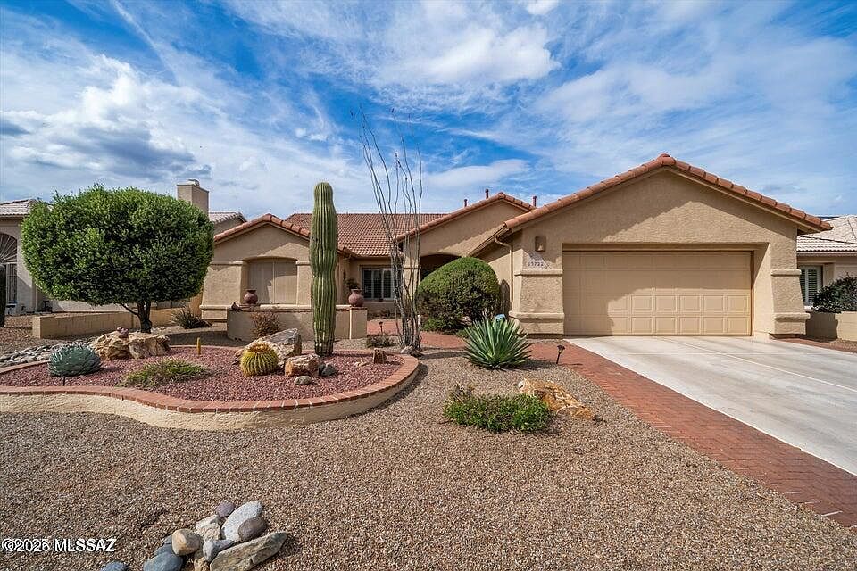 1st image of 63722 E Desert Peak Dr